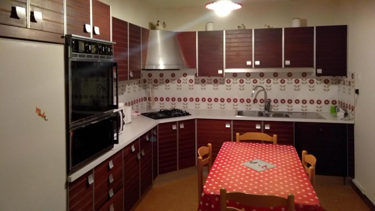 Grande Maison De Plain Pied Avec Jardin Arbore. Champignelles Екстер'єр фото