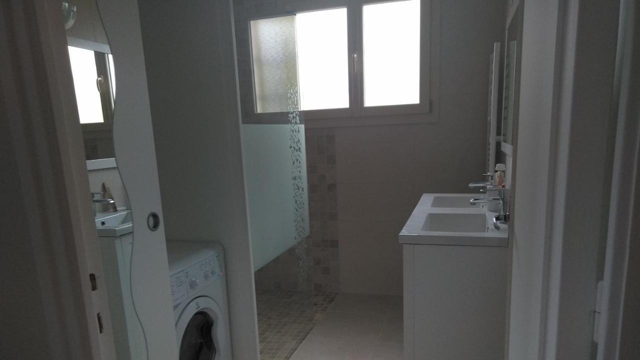 Grande Maison De Plain Pied Avec Jardin Arbore. Champignelles Екстер'єр фото