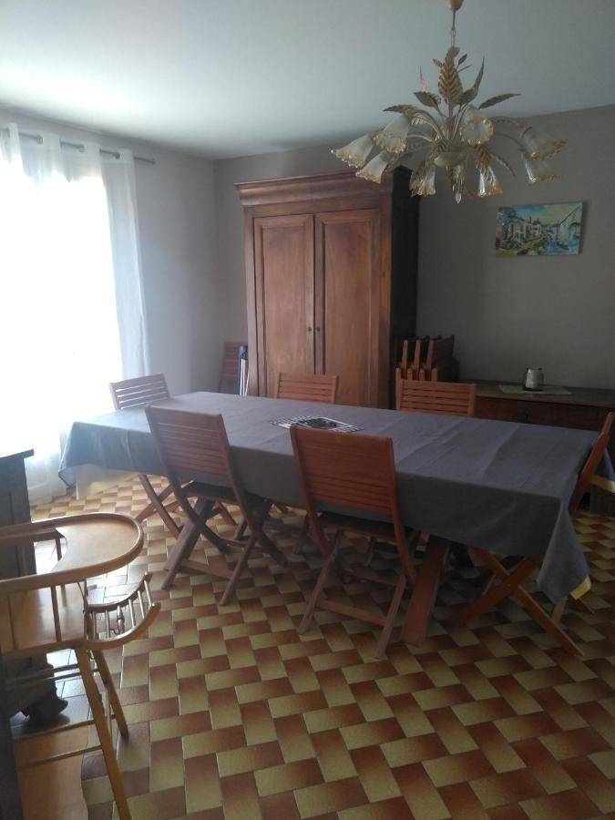 Grande Maison De Plain Pied Avec Jardin Arbore. Champignelles Екстер'єр фото